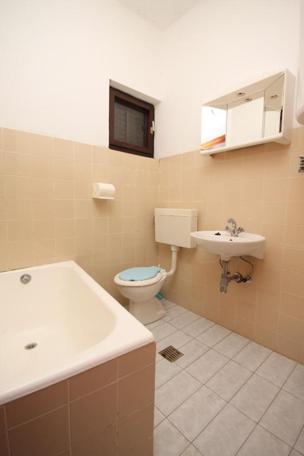 Apartment Metajna 4120C エクステリア 写真